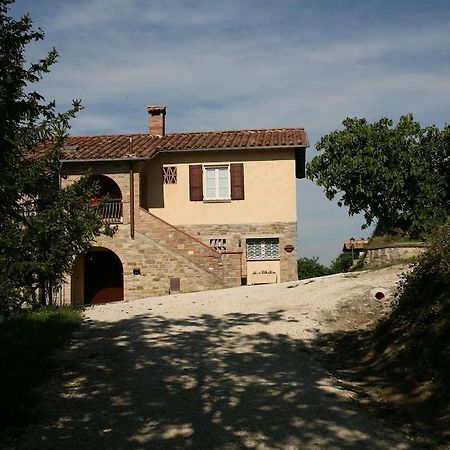 Agriturismo Caiburroni เปียตราลุงกา ภายนอก รูปภาพ
